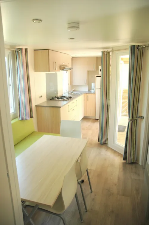 Accommodation - Mobilhome Soleo With 3 Bedrooms - image n°7 - Camping Bel'époque du Pilat