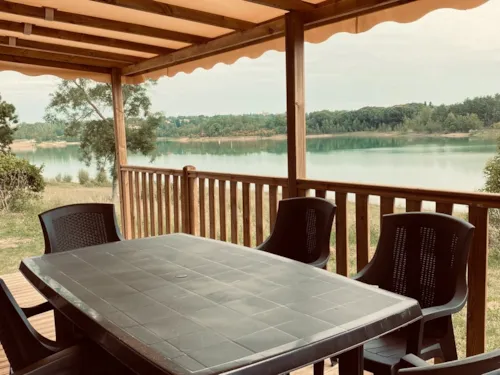 Accommodation - Ciela Confort Mobile Home - 3 Bedrooms - Lake View - image n°2 - Camping Le Lac Bleu