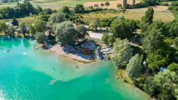 Camping Le Lac Bleu - image n°3 - Camping Direct