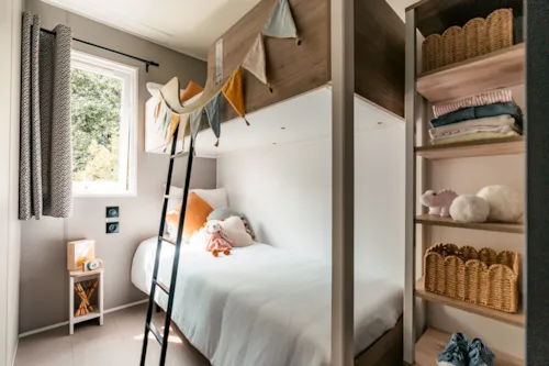 Accommodation - New - Mobil Home Ciela Privilège - 4 Bedrooms - 2 Bathrooms - Dishwasher, Barbecue - image n°8 - Camping Le Lac Bleu