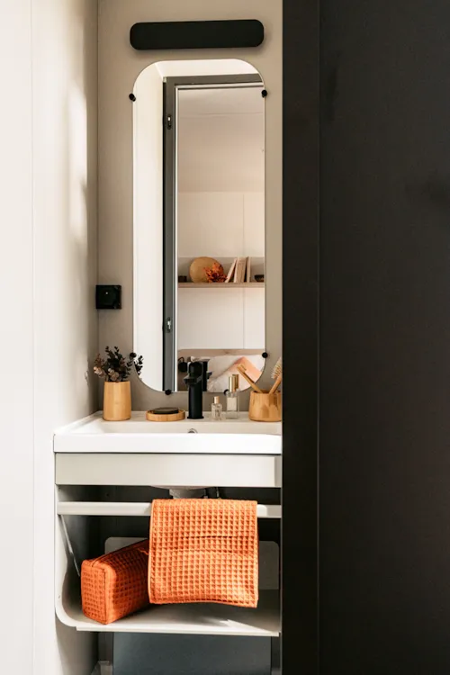 Accommodation - New - Mobil Home Ciela Privilège - 4 Bedrooms - 2 Bathrooms - Dishwasher, Barbecue - image n°9 - Camping Le Lac Bleu