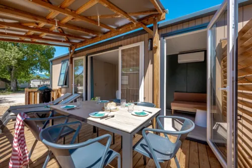 Accommodation - New - Mobil Home Ciela Privilège - 2 Bedrooms - Dishwasher, Barbecue - image n°3 - Camping Le Lac Bleu