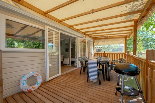 Accommodation - Ciela Confort Mobile Home - 2 Bedrooms - 2 Bathrooms - Lake View - image n°3 - Camping Le Lac Bleu
