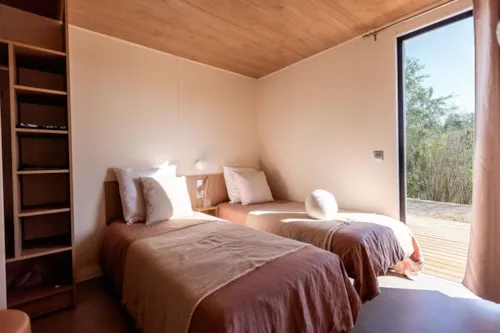 Accommodation - Ciela Exception Mobile Home - 2 Bedrooms - Spa - image n°4 - Camping Le Lac Bleu