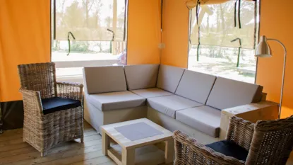 Tent Ciela Nature Lodge - 2 Bedrooms - Kitchen – Bathroom