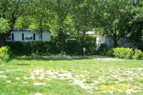 Pitch - Pitch (90 M²), 1 Car +  Electricity (10A) - image n°1 - Domaine des Chênes