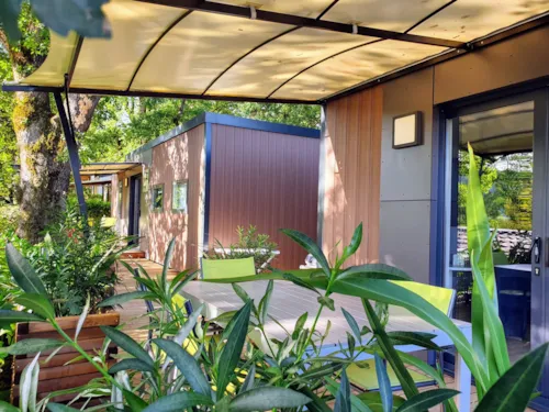 Accommodation - Air-Conditioned Mobil-Home Taos Tribe Spa - image n°1 - Domaine des Chênes