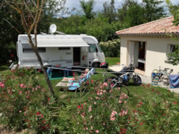 Camping Les Coudoulets - image n°29 - Roulottes
