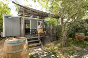 Locatif - Stacaravan 'Chardonnay' - 38m² - overdekt terras - airconditioning - Camping Les Coudoulets