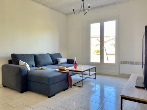 Accommodation - Premium Villa - Air-Conditioned - Large Private Covered Swimming Pool - 3 Bedrooms - 2 Bathrooms  Wc - image n°4 - Camping Les Coudoulets