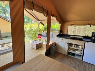 Lodge Tent with Terrace