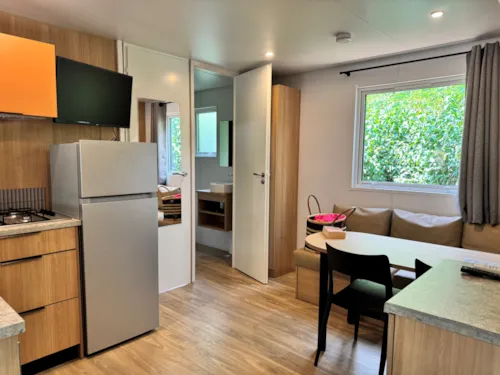 Accommodation - Mobile Home Jasmin - Covered Terrace - Air Conditioning - image n°2 - Camping Les Coudoulets