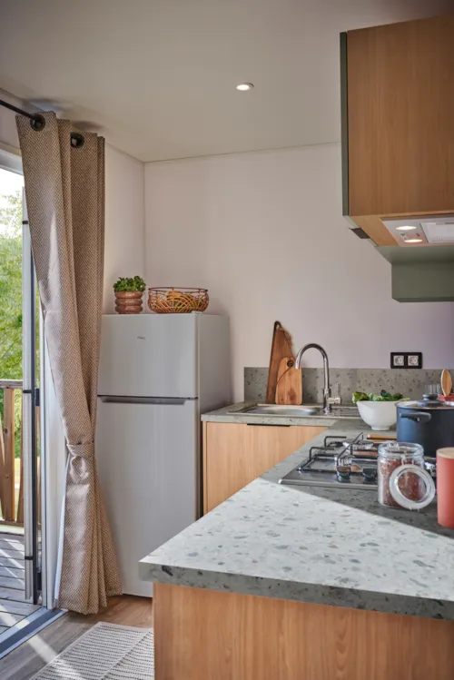 Accommodation - Mobile Home Iris -  Covered Terrace - Air Conditioning - image n°2 - Camping Les Coudoulets