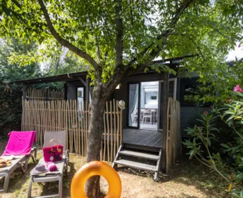 Mietunterkunft - Mobilheim Iris  - Überdachte Terrasse - Klimaanlage - Camping Les Coudoulets