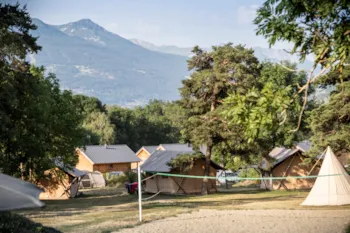 Huttopia Bourg Saint-Maurice - image n°3 - Camping Direct