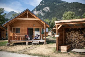 Accommodation - Montana Chalet - Huttopia Bourg Saint-Maurice