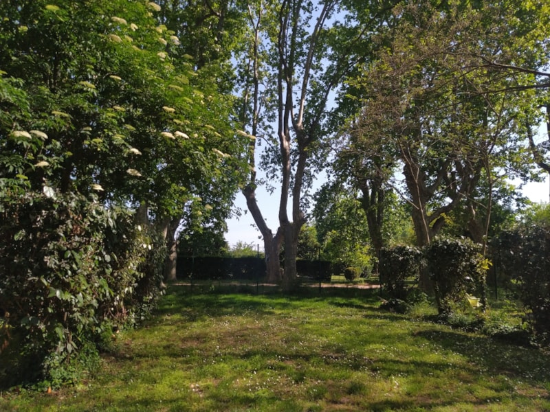 Locatie voor een enkele wandelaar, te voet of met de fiets.