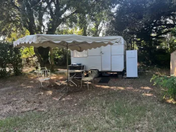 Mietunterkunft - Der Kleine Wohnwagen - Camping Nostradamus