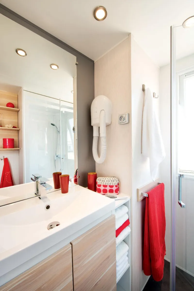 Mobil-Home Face Confort 25M² (2 Chambres) + Tv + Terrasse Intégrée - Arrivée Samedi