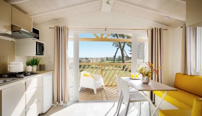 Mobil-Home Face Confort 25M² (2 Chambres) + Tv + Terrasse Intégrée - Arrivée Samedi
