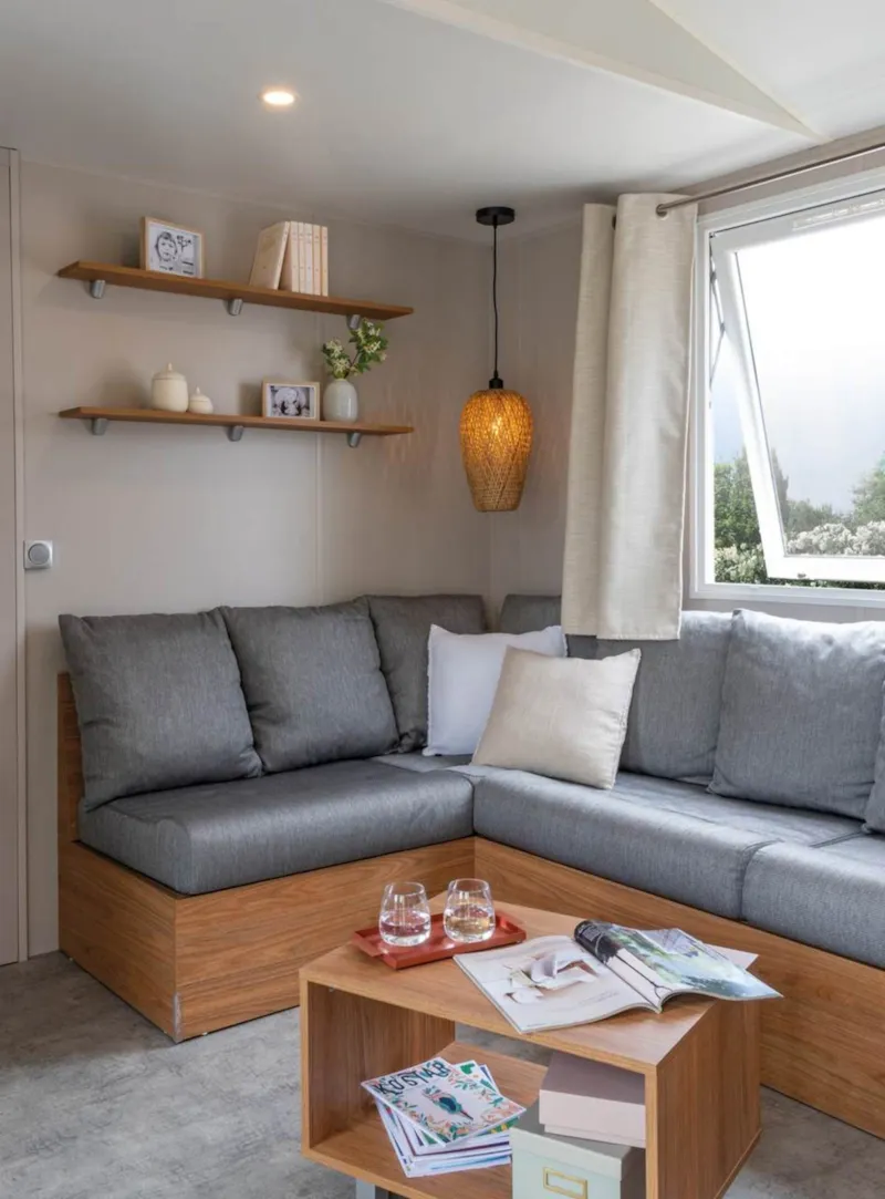 New // Mobil-Home Premium 32M² (3 Chambres) + Terrasse Couverte + Tv + Climatisation