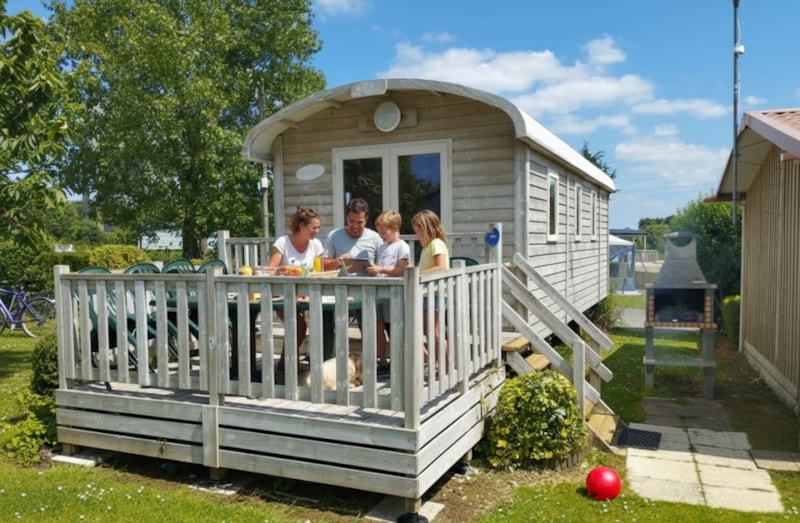 Wohnwagen 20m² (2 Zimmer) + TV + Terrasse + BBQ