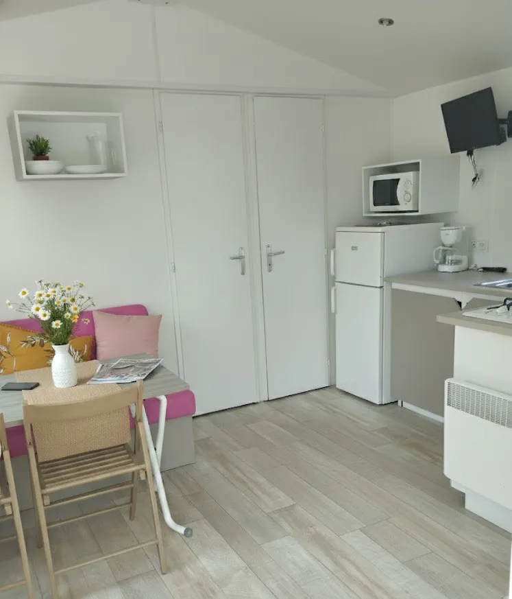 Mobil-Home Côté Confort 25M² (2 Chambres) + Tv + Terrasse Intégrée - Arrivée Dimanche