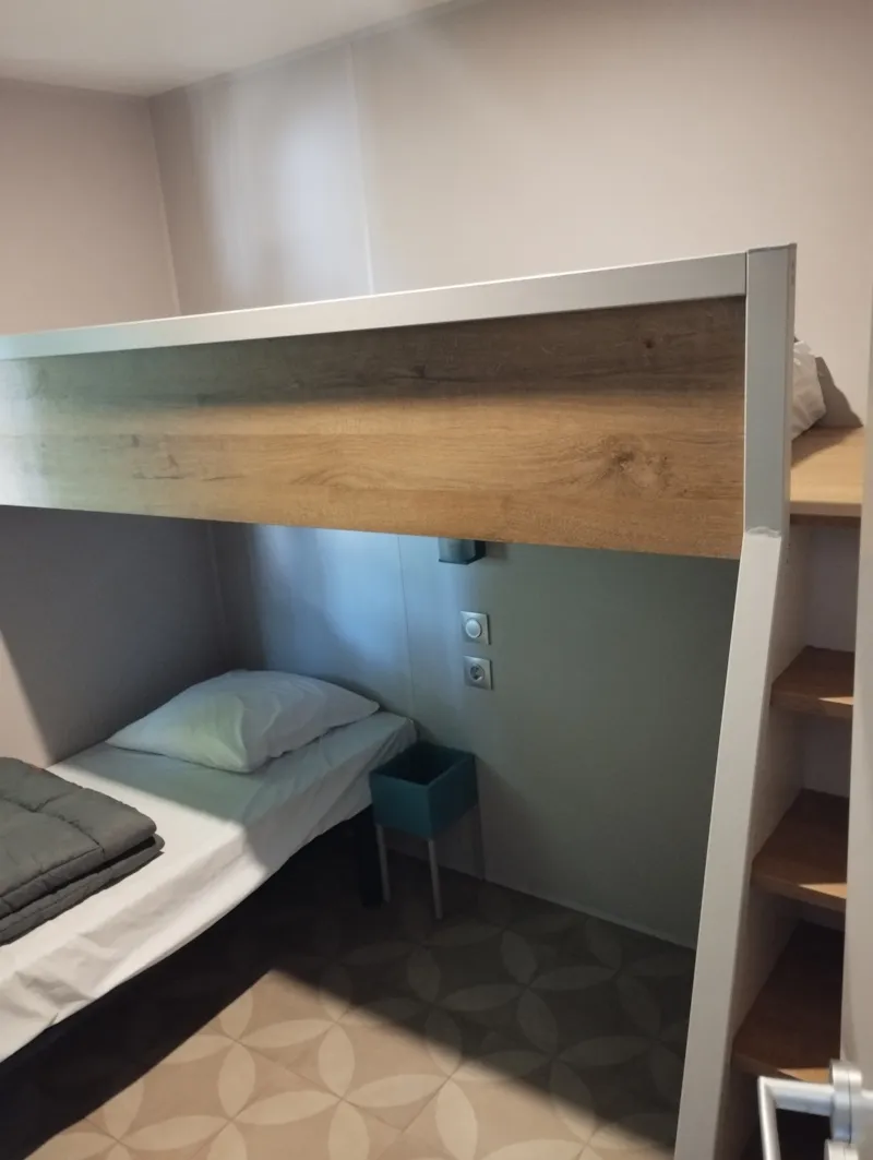 Mobile-Home Premium 33M² (3 Chambres) + Terrasse + Tv + Clim