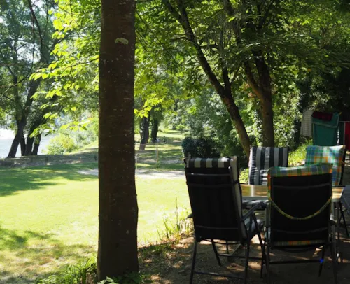 Kampeerplaats(en) - Standplaats: Auto + Tent Of Caravan - image n°5 - Camping Le Pequelet