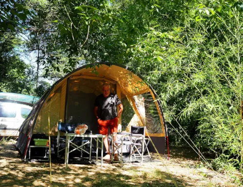 Kampeerplaats(en) - Standplaats: Auto + Tent Of Caravan - image n°9 - Camping Le Pequelet