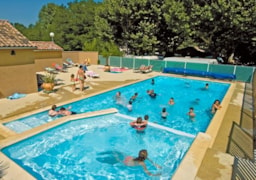Camping Le Pequelet - image n°10 - Roulottes