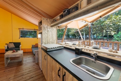 Luxury Lodge