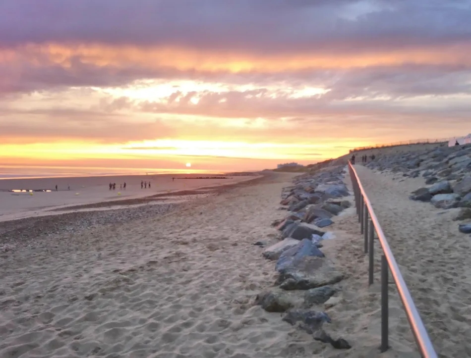 YELLOH! VILLAGE -  LA POMME DE PIN