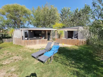 Mietunterkunft - Cottage Duo Premium (3 Zimmers - 3 Badezimmer) - YELLOH! VILLAGE -  LA POMME DE PIN