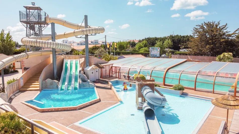 YELLOH! VILLAGE -  LA POMME DE PIN