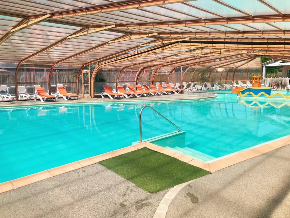 YELLOH! VILLAGE -  LA POMME DE PIN