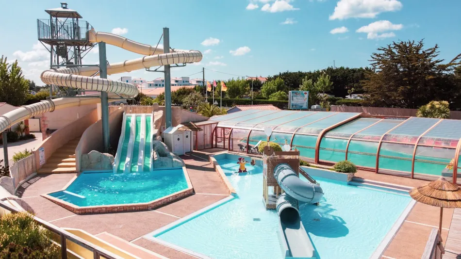 YELLOH! VILLAGE -  LA POMME DE PIN