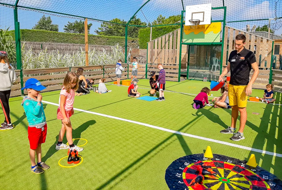 YELLOH! VILLAGE -  LA POMME DE PIN