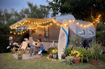 Stellplatz - Stellplatz Confort Maximal 5 Personen (Strom 16A + 1 Fahrzueg Pro Stellplatz) - Camping Merko Lacarra