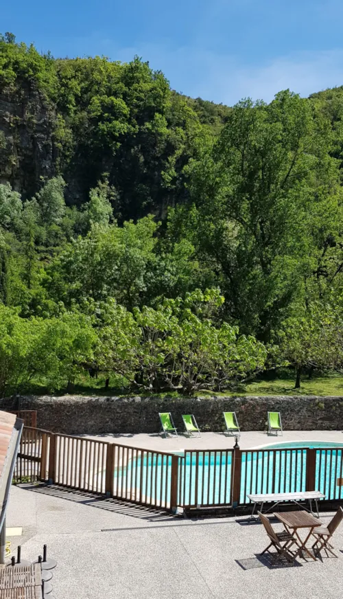 Zimmer - Zimmer Hote 6 Personen - image n°2 - Camping Le Moulin d'Onclaire
