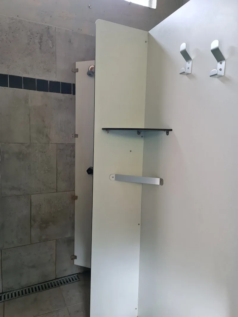 Emplacement Tente 40 M2 Pour 1 Randonneur, Cycliste Ou Motard