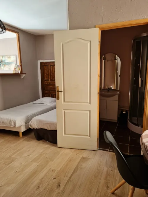 Location - Chambre D'hôtes Numéro 3 Avec Petit Déjeuner 2/6 Personnes - image n°9 - Camping Le Moulin d'Onclaire