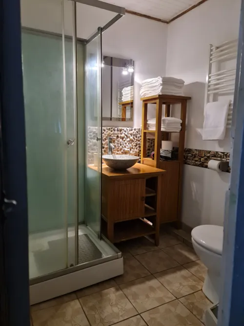 Zimmer - Zimmer Hote 6 Personen - image n°8 - Camping Le Moulin d'Onclaire