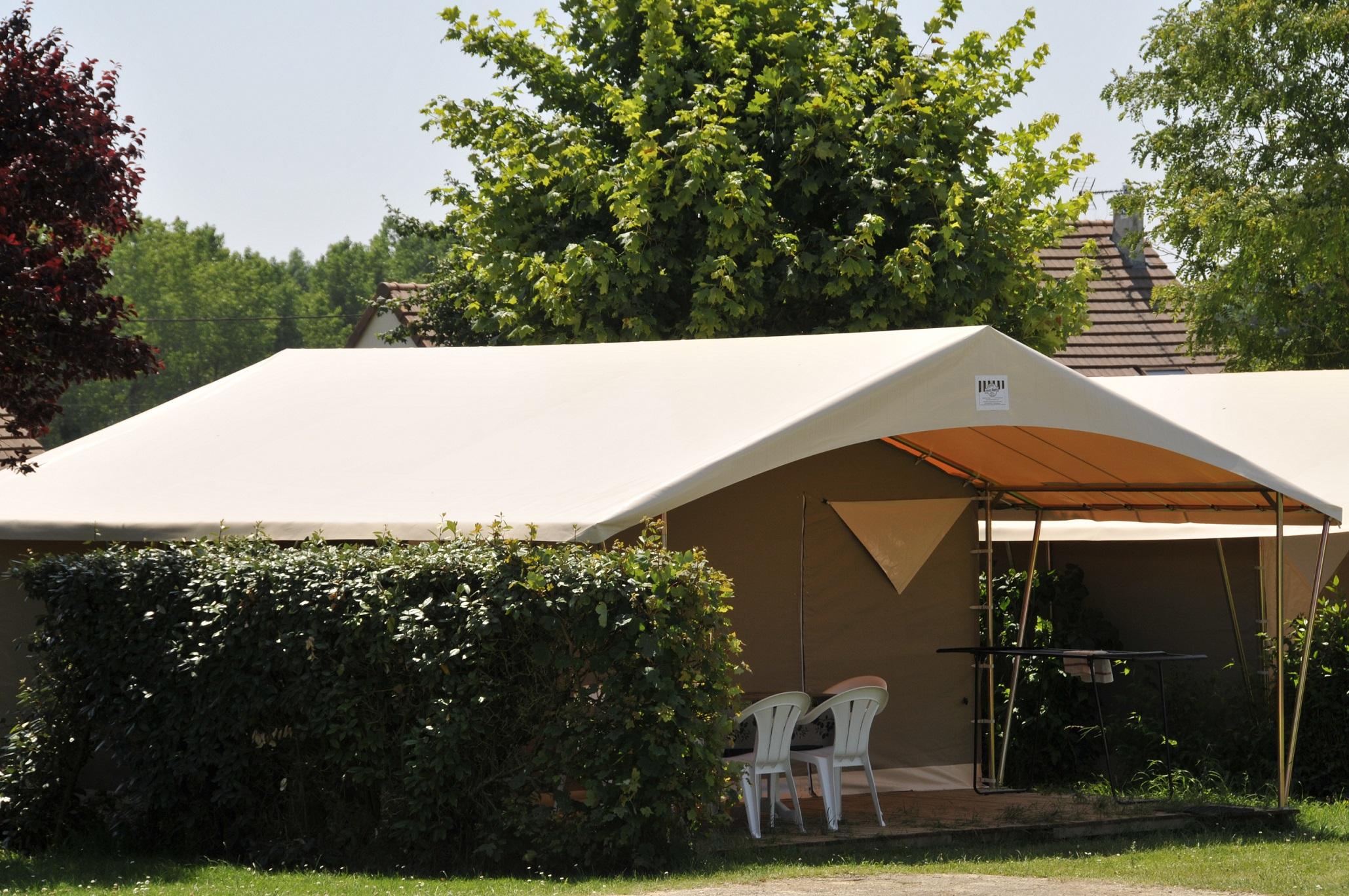 Accommodation - Le Lodge -Without Sanitary Facilities - Camping L'Arada Parc