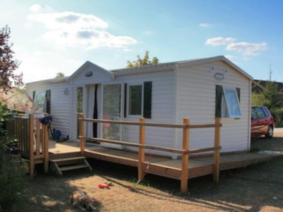 Mobil-home HELIOS adapted to the people with reduced mobility 2 bedrooms + Tv + opened terrace + wifi for 1 device