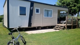 Accommodation - Cottage 3 Bedrooms + Tv + Sheltered Terrace + Dishwasher + Wifi - Camping Paradis L'Arada Parc