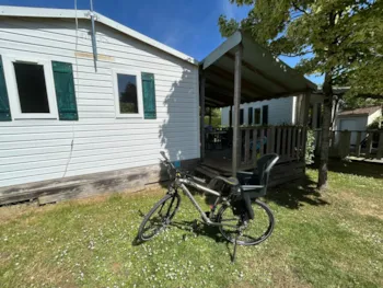 Location - Mobil-Home Equilibre 1 Chambre + Tv + Terrasse Couverte + 1Connexion Wifi - Camping Paradis L'Arada Parc