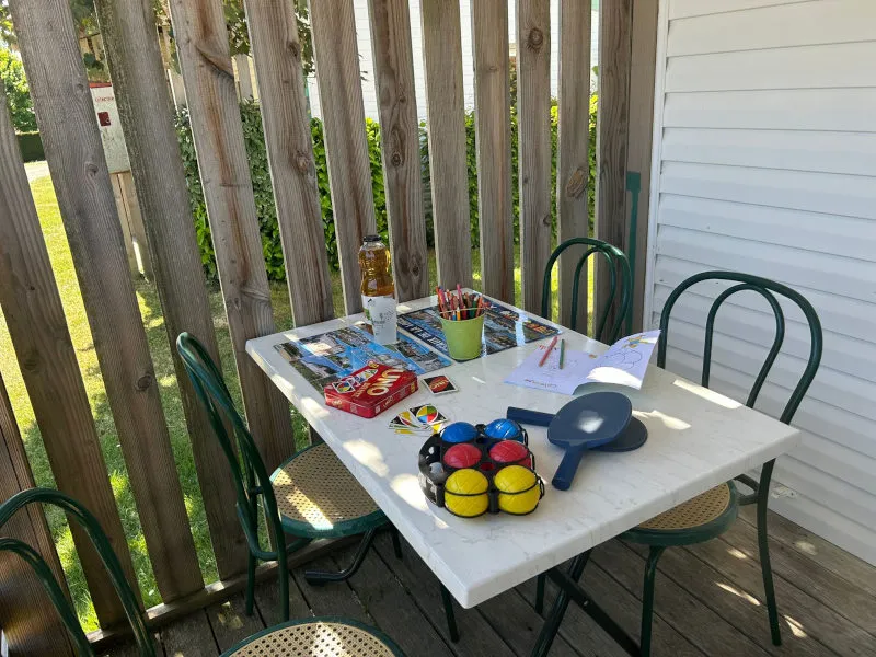 Chalet Essentiel 2 Chambres + Terrasse Couverte + 1 Connexion Wifi