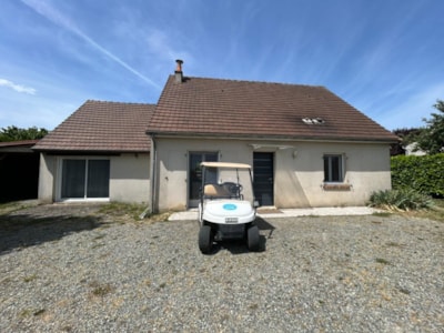 House 4 bedrooms with living room and kitchen, terrace , 2 bathrooms