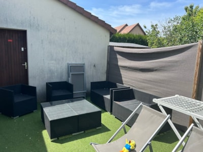House 4 bedrooms with living room and kitchen, terrace , 2 bathrooms